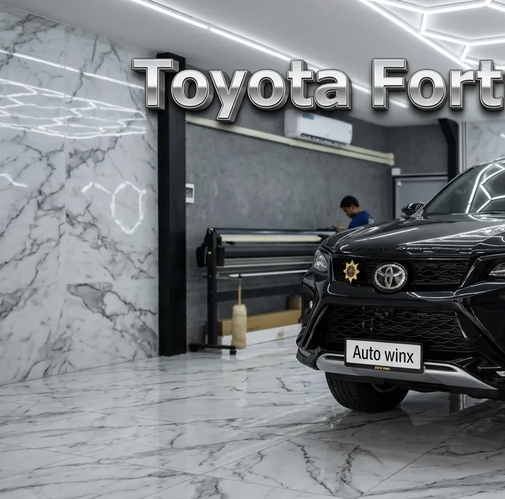 ผลงานฟิล์มกรองแสงเซรามิก Toyota Fortuner สีดำ โดย Auto Winx