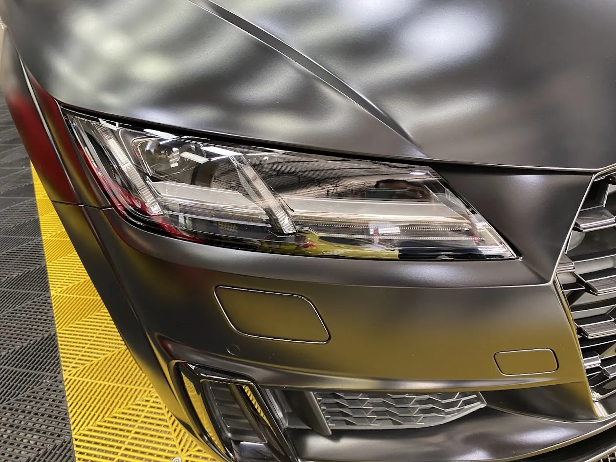 ผลงานแร็ปเปลี่ยนสี Audi TT สีดำด้าน โดย Auto Winx